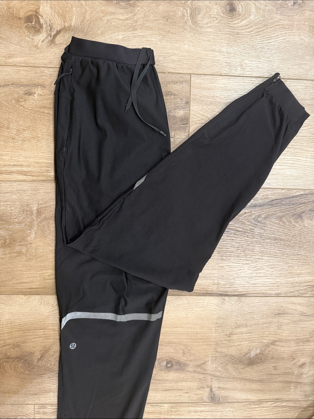 lululemon Men's Black Jogger Pants